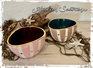 Auf Wunsch wird dein Objekt mit einem Goldrand (24 Karat) oder Goldapplikation veredelt.